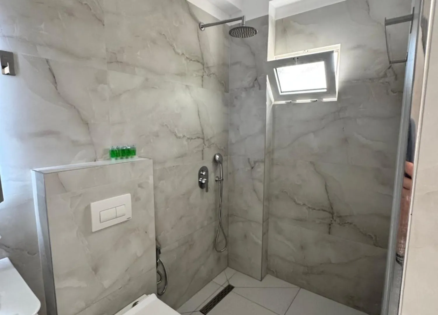 Rooms By The Sea Himare